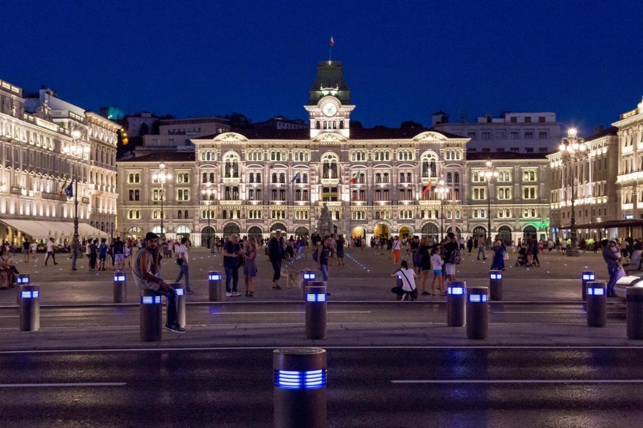 Grand Apartment Sissi Trieste Esterno foto