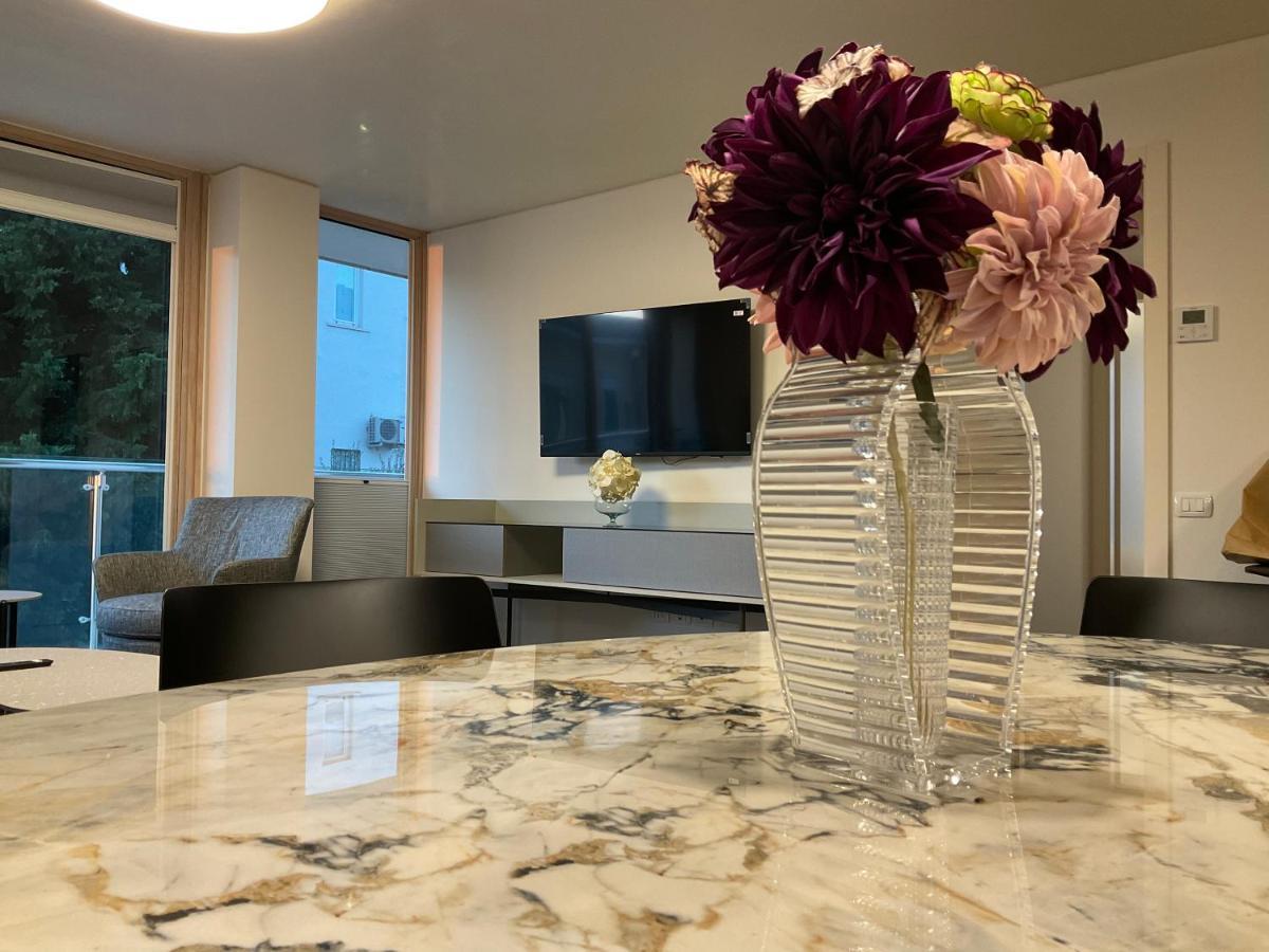 Grand Apartment Sissi Trieste Esterno foto