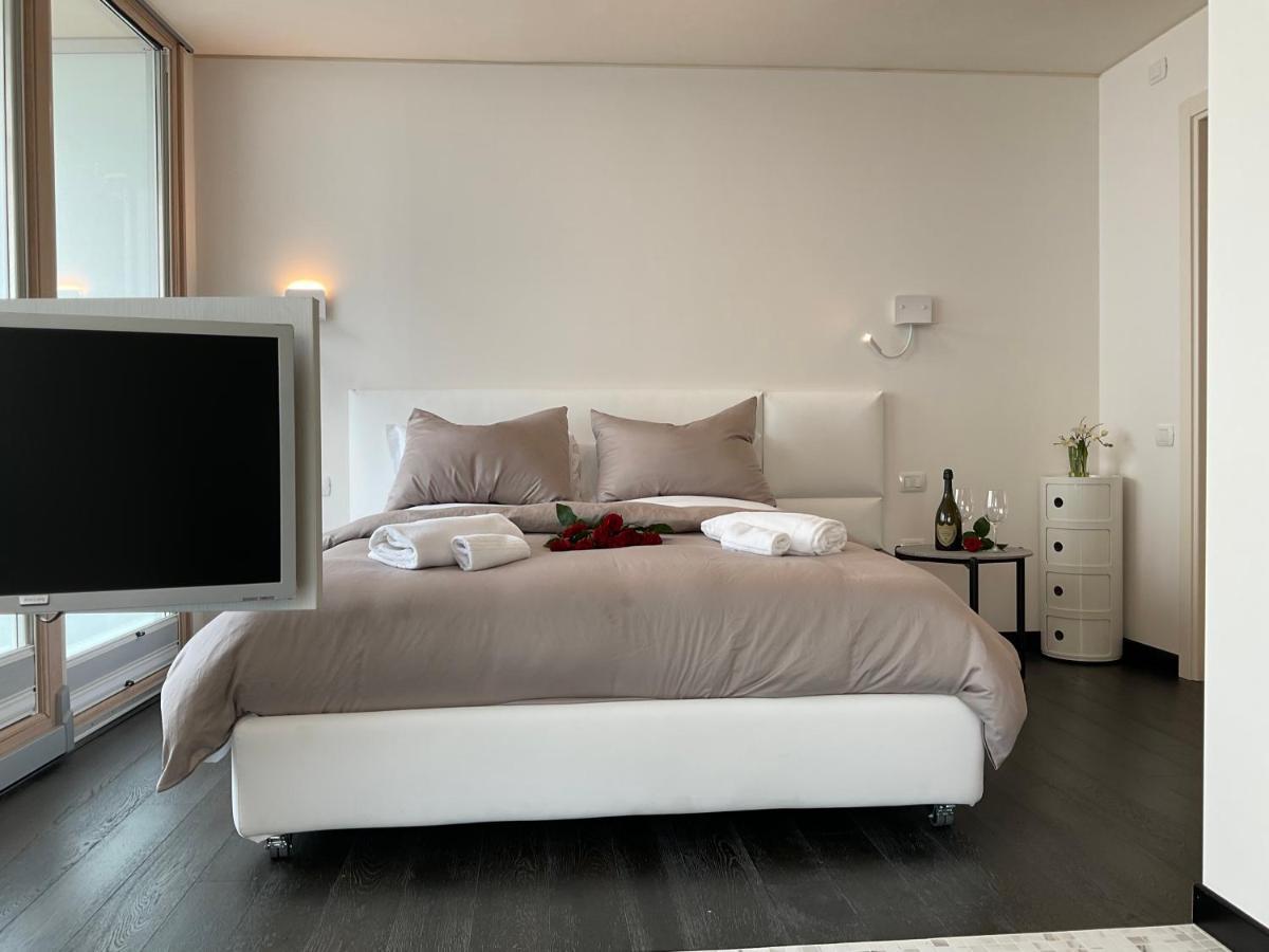 Grand Apartment Sissi Trieste Esterno foto